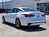 Used 2024 Nissan Altima 2.5 SV image 5
