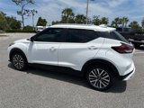 Used 2022 Nissan Kicks SV image 4