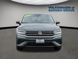 Used 2022 Volkswagen Tiguan SE image 3