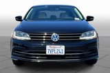 Used 2017 Volkswagen Jetta SE image 3