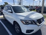 Used 2019 Nissan Pathfinder S image 3