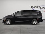 New 2025 Chrysler Pacifica Select image 3