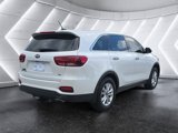 Used 2020 Kia Sorento LX image 3