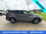 Used 2022 Toyota Highlander XLE image 4