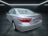 Used 2017 Toyota Camry LE image 3