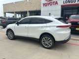 Used 2022 Toyota Venza XLE image 3