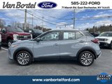 Used 2023 Nissan Kicks SV image 2