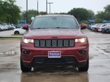 Used 2022 Jeep Grand Cherokee Laredo X image 2