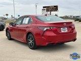 Used 2023 Toyota Camry SE image 5