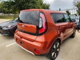 Used 2018 Kia Soul + image 4