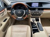 Used 2013 Lexus ES 300h image 5