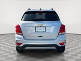 Used 2022 Chevrolet Trax LT w/ LT Convenience Package image 5