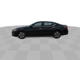 Used 2022 Nissan Altima 2.5 SV image 5