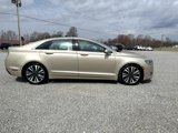 Used 2017 Lincoln MKZ Reserve image 4