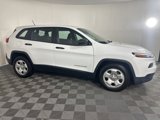 Used 2015 Jeep Cherokee Sport w/ Cold Weather Group image 4