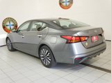 Used 2024 Nissan Altima 2.5 SV image 2