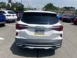 Certified 2022 Kia Seltos EX image 5