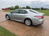Used 2019 Toyota Camry L image 3