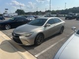 Used 2015 Toyota Camry SE image 3