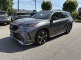 Used 2021 Toyota Highlander XSE image 3