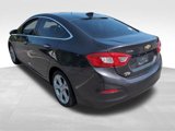 Used 2017 Chevrolet Cruze Premier image 2