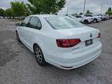 Used 2017 Volkswagen Jetta SE image 5