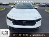 Used 2023 Honda Accord Touring image 2