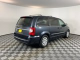 Used 2013 Chrysler Town & Country Touring image 5