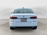 Used 2022 Volkswagen Passat 2.0T SE image 4
