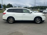 Used 2015 Nissan Pathfinder SV image 3