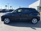 Used 2022 Nissan Kicks S image 4