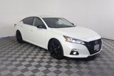 Used 2022 Nissan Altima 2.5 SR w/ Midnight Edition Package image 3