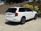 Used 2022 Volvo XC90 T5 Momentum image 3