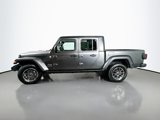 Used 2023 Jeep Gladiator Overland image 4