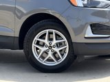 Used 2024 Ford Edge SEL image 3