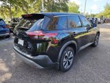 Used 2023 Nissan Rogue SV image 3