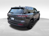 Used 2022 Jeep Grand Cherokee Altitude image 5