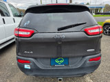 Used 2016 Jeep Cherokee Latitude w/ Comfort/Convenience Group image 4