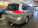 Used 2014 Toyota Sienna LE image 4