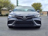 Used 2022 Toyota Camry SE image 2