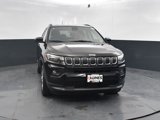 Used 2022 Jeep Compass Latitude image 2