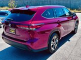 Used 2020 Toyota Highlander XLE image 5