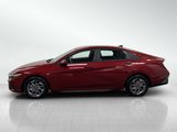 Used 2024 Hyundai Elantra SEL image 3