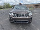 Used 2019 Jeep Grand Cherokee Overland image 2