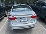 Used 2017 Ford Fiesta SE image 4