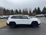 Used 2017 Jeep Cherokee High Altitude image 3