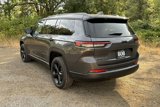 New 2023 Jeep Grand Cherokee L Laredo image 6