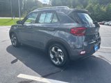 Used 2024 Hyundai Venue SEL image 3