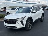 Certified 2025 Chevrolet Trax LT image 4