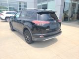 Used 2016 Toyota RAV4 SE image 5